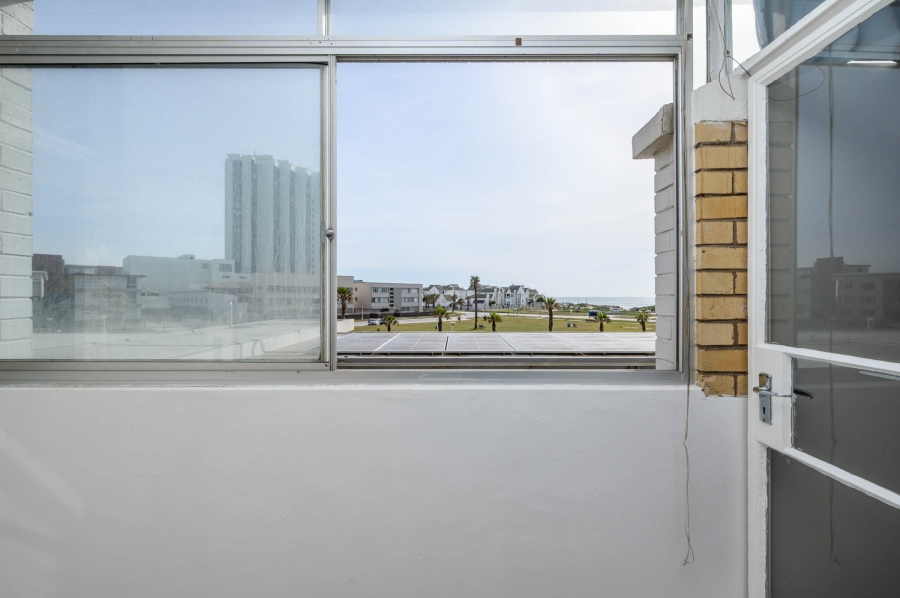 2 Bedroom Property for Sale in Summerstrand Eastern Cape